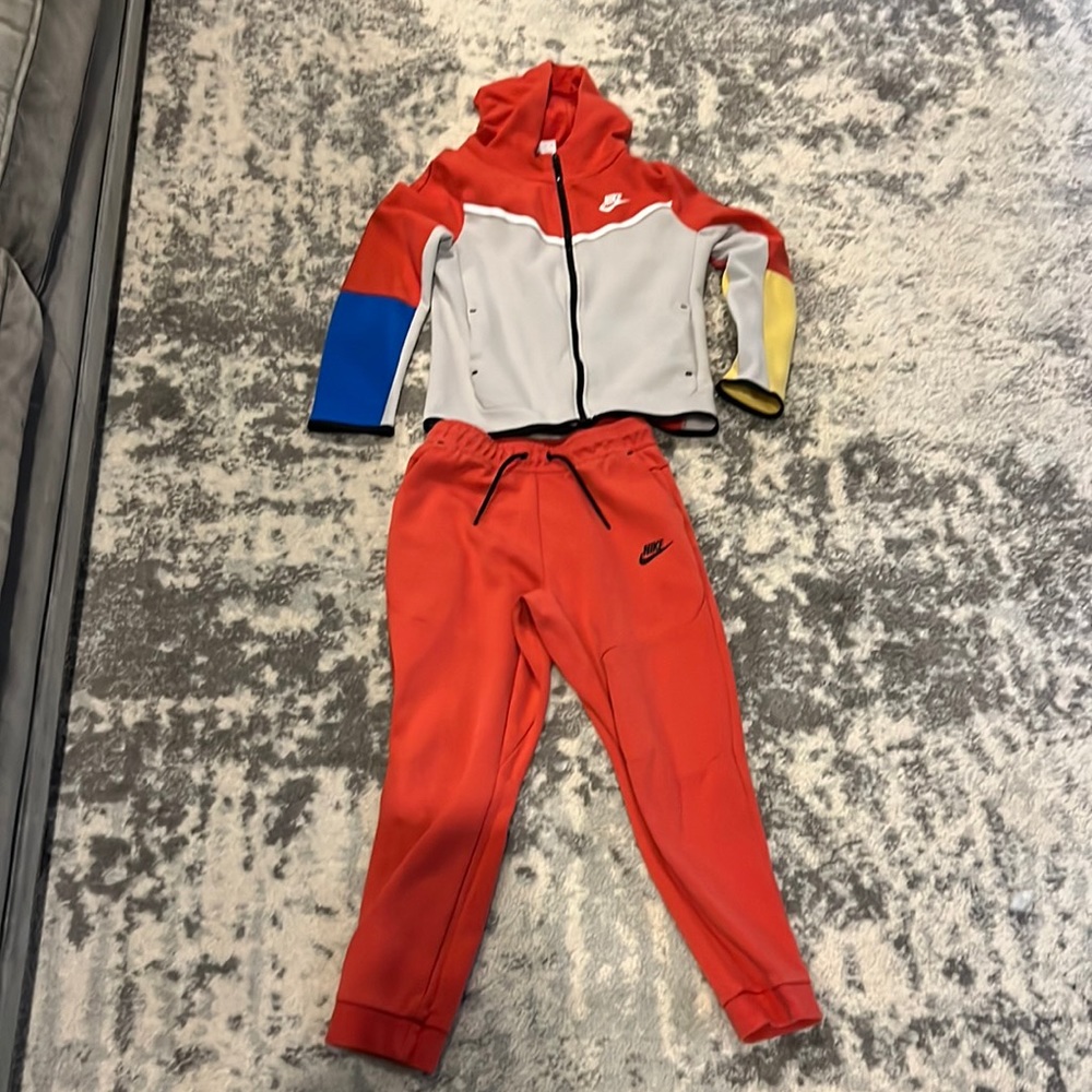 Nike sportswear tech fleece set size large